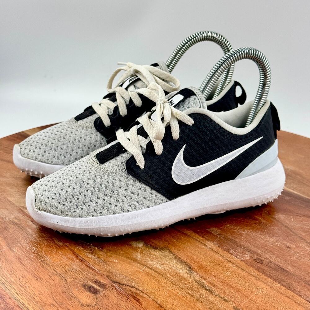 NIKE GOLF Junior Roshe Spikeless Shoes Youth Kids Size 1Y Pure Platinum Black EX